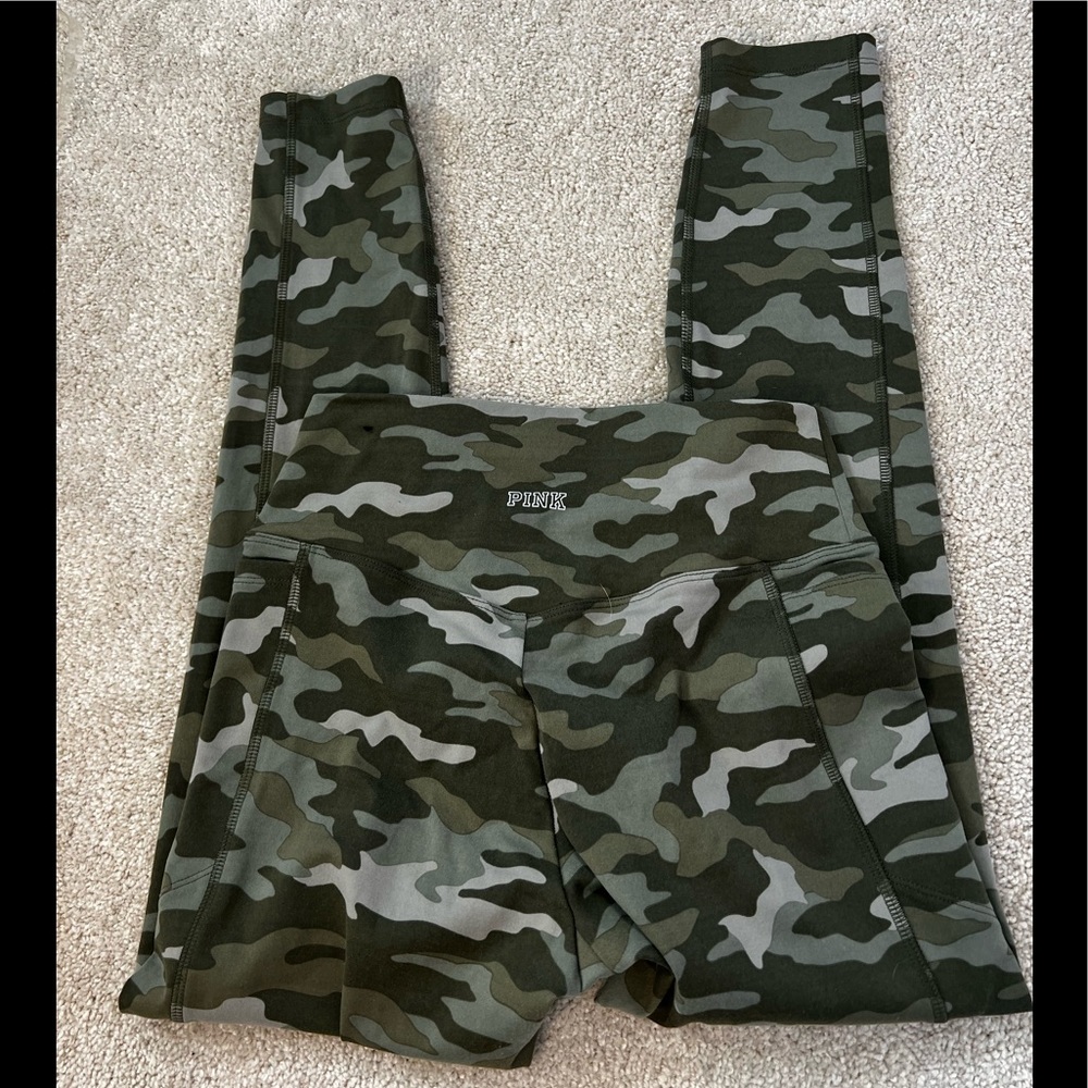 Victoria secret pink camo leggings